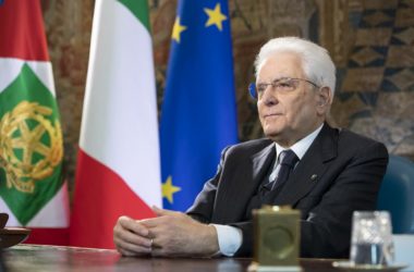 Omofobia, Mattarella “La violenza spinge verso il fanatismo”