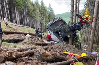 Si aggrava il bilancio del crollo della funivia, 14 i morti