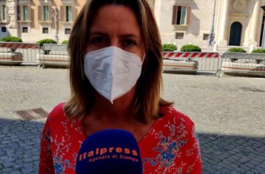 Lorenzin “Su mascherine ascoltare autorita’”