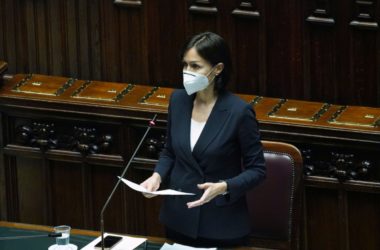 Carfagna “Sì al Green Pass ma non per bar e ristoranti”