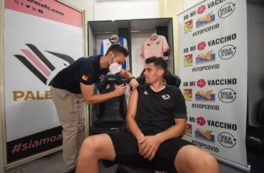 I giocatori del Palermo si vaccinano al “Barbera”