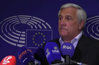 Vaccino, Tajani “Immunità di gregge per ripresa”
