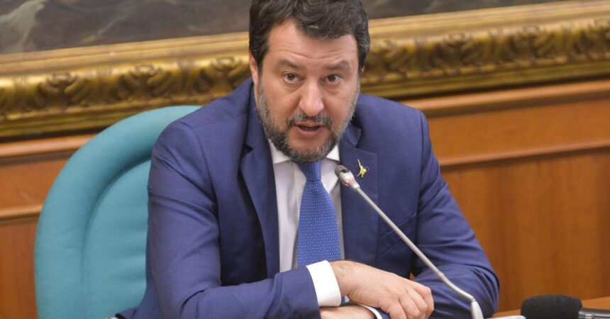 Via libera dal Cdm al Piano Casa, Salvini “E’ rivoluzione liberale”