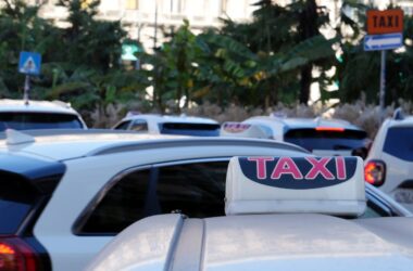 Taxi-Ncc, Mit “A breve registro nazionale e foglio servizio elettronici”