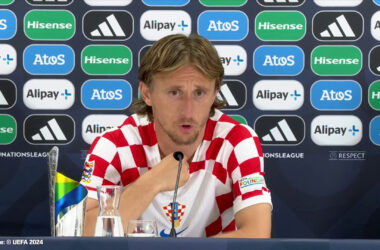 Poesia e fosforo, Modric è ancora il faro della Croazia