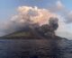 Nuova esplosione sullo Stromboli, nube e cenere sull’isola