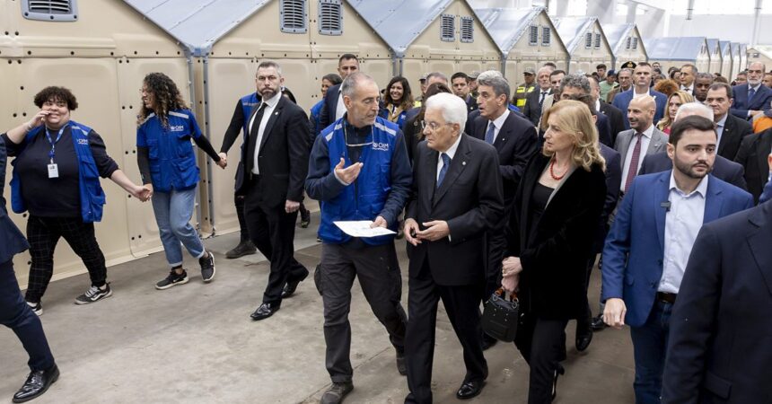 Brasile, Mattarella visita le zone alluvionate di Porto Alegre