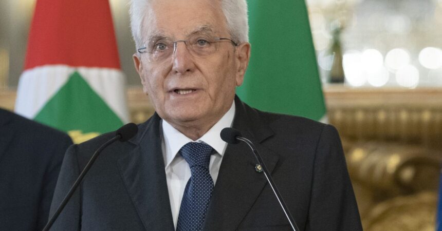 Mattarella “Momento cruciale per il futuro dell’Unione Europea”