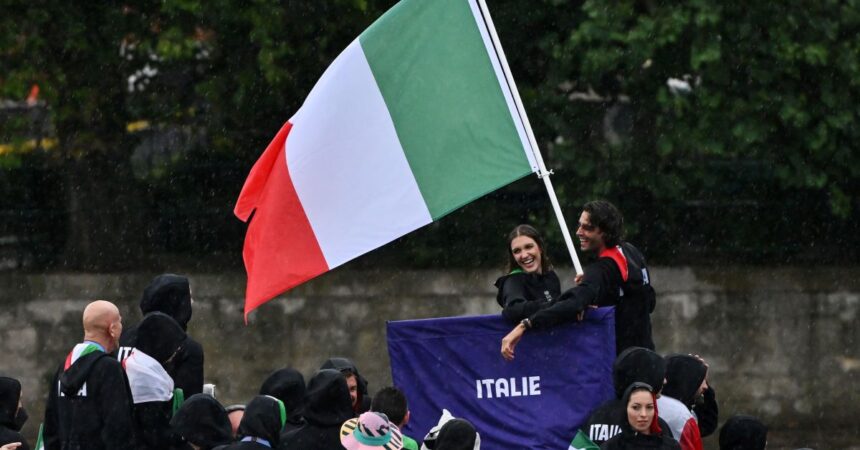 L’Italia sfila sulla Senna, Tamberi “Una figata”, Errigo “Stupendo”