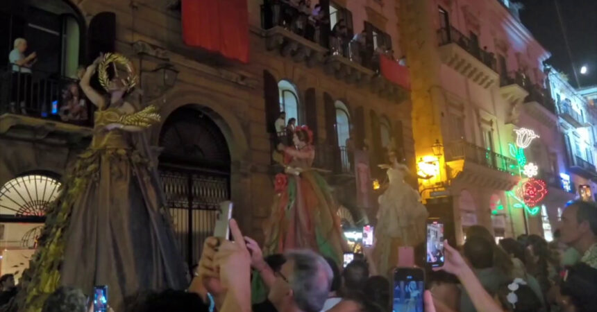 Festino di Santa Rosalia a Palermo, in 350 mila celebrano la Santuzza