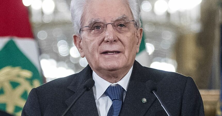 Strage Bologna, Mattarella “Attacco feroce alla convivenza degli italiani”