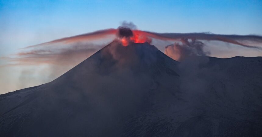 Cenere vulcanica dell’Etna, Schifani “Pronti a chiedere stato emergenza”