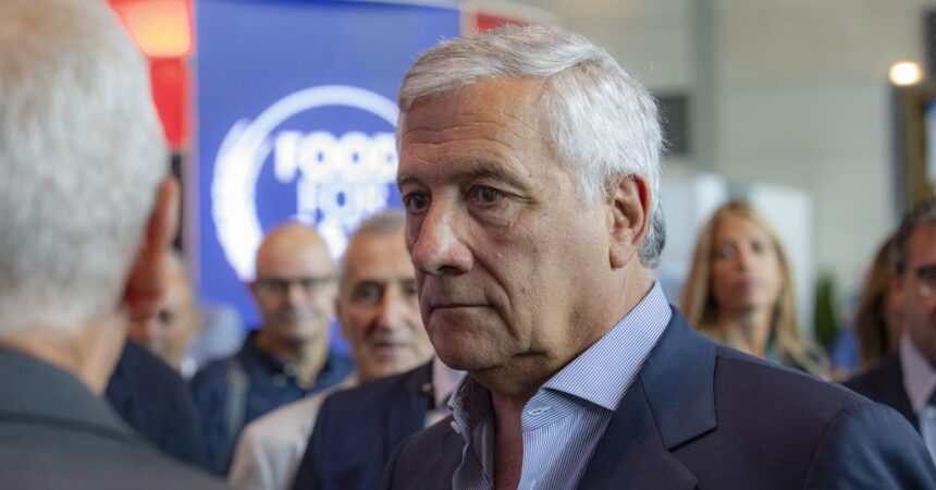 Tajani “Nessuna possibilità che cada il governo”