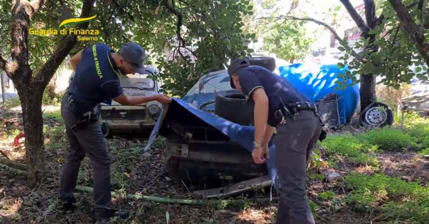 Scoperta una discarica abusiva nel Salernitano, una denuncia