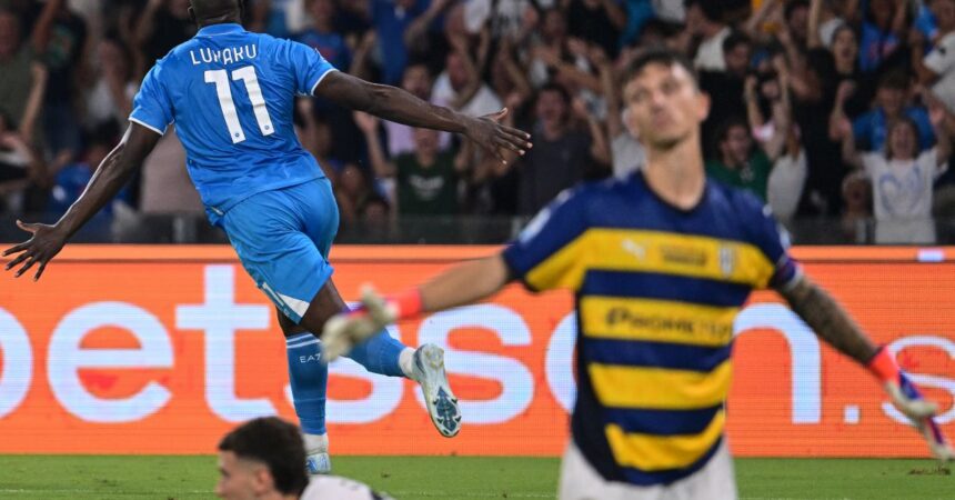 Il Napoli ribalta il Parma nel recupero, Lukaku in gol