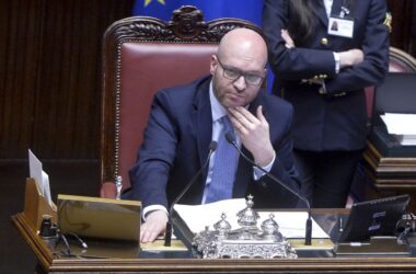 Fontana “Non possiamo rassegnarci a guerre, unire forze per la pace”