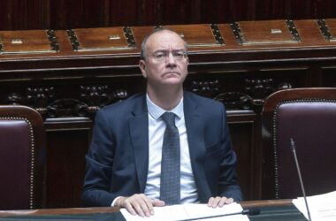 Valditara “Alle elementari si torna ai giudizi sintetici”