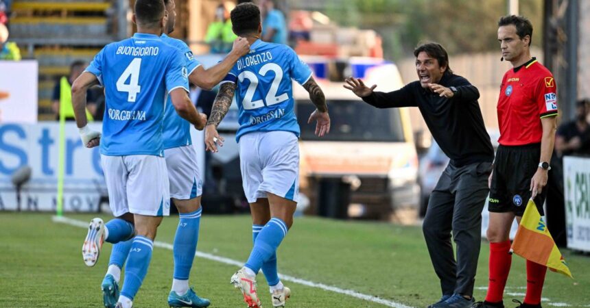 Il Napoli vince ancora, poker azzurro a Cagliari