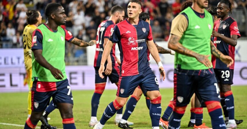 Prima gioia Cagliari, Parma battuto 3-2 al “Tardini”