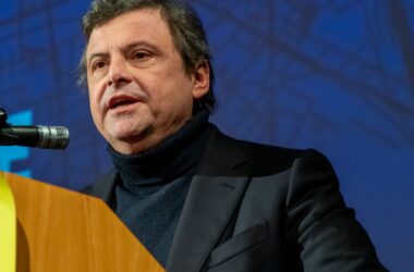 Calenda “Meloni chiede responsabilità opposizioni, ma servono atti”