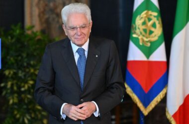 Mattarella “Strada lunga per la parità di genere nelle retribuzioni”