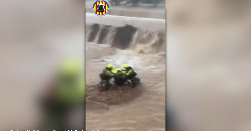 Spagna, alluvione e allagamenti a Valencia