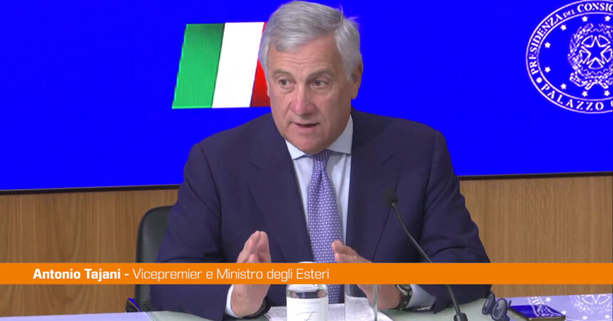 Migranti, Tajani “Con il decreto flussi combattiamo l’illegalità”