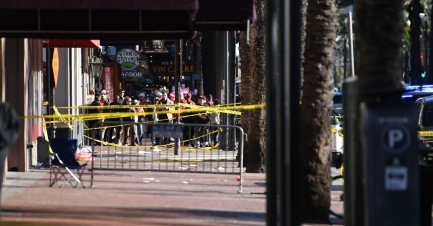 Strage di New Orleans, almeno 15 morti. Biden “Killer ispirato da Isis”