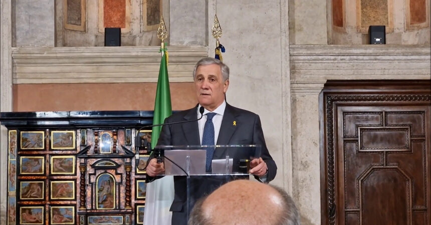 Tajani “L’Italia farà tutto il possibile per la pace in Medio oriente”