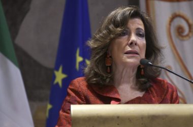 Casellati “Il decreto Sostegno è un aiuto, vera scommessa è il lavoro”