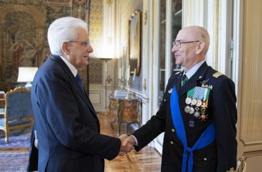 Aeronautica militare, Mattarella “Prezioso contributo durante pandemia”