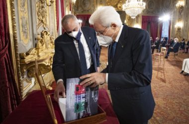 Covid, Mattarella “Polizia in prima linea paga prezzo pesante”