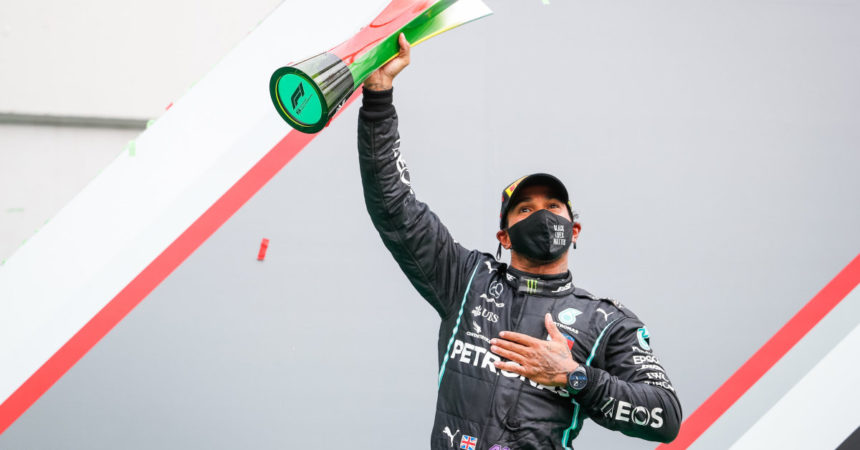 Pole di Hamilton su Perez e Verstappen a Imola, Leclerc 4°