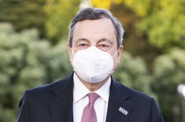 Draghi”Coordinamento Ue su diritti,accelerare su vaccini e green pass”