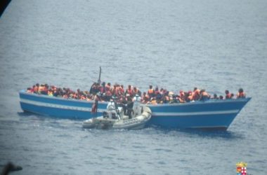 Alarm Phone “Barca naufraga nel Mediterraneo, un morto e 23 dispersi”