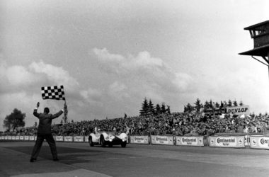 60 anni fa il trionfo di Maserati Tipo 61 al Nùrburgring