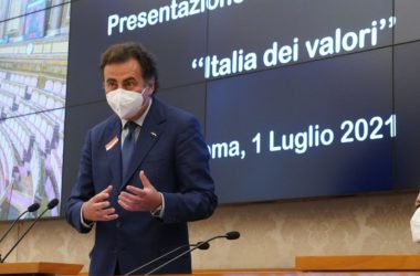 Italia dei Valori torna in Parlamento “Opposizione costruttiva”