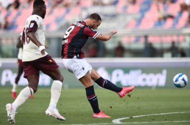 Bologna-Salernitana 3-2, doppio De Silvestri e Arnautovic