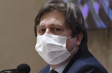 Sileri “80% vaccinati a metà settembre oppure si valuterà obbligo”