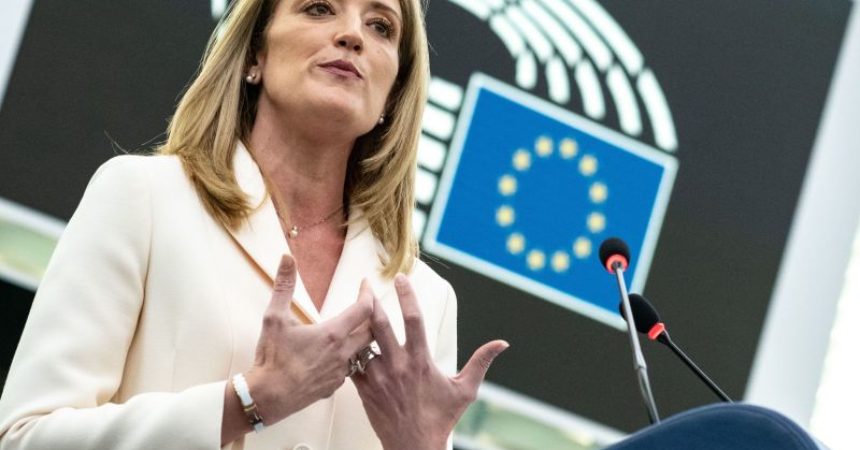 Roberta Metsola nuova presidente dell’Europarlamento “Onorerò Sassoli”