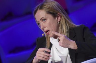 Centrodestra, Meloni “Fare chiarezza, basta accordi sulla sabbia”