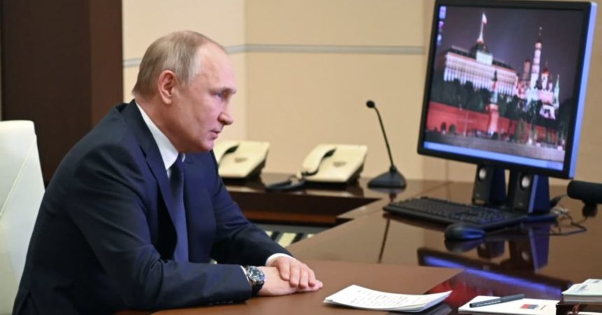 Putin “Sanzioni contro la Russia sono dichiarazione di guerra”