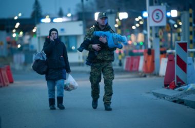 Ucraina, si riaprono i corridoi umanitari in attesa dei negoziati