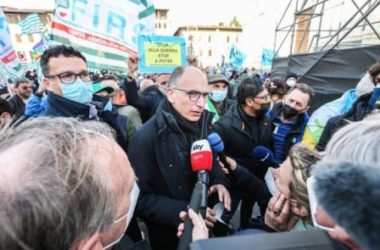 Ucraina, Letta “Putin guidato dal terrore che democrazia vinca”