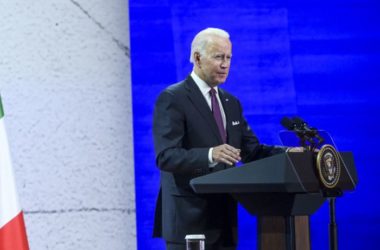 Ucraina, Biden: “Faremo pagare un alto prezzo a Putin”