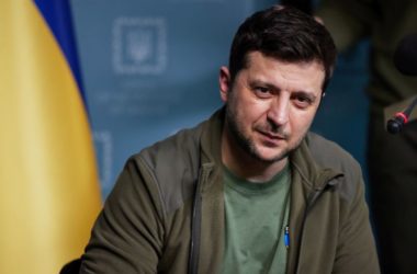 Zelensky “La guerra lampo di Putin è fallita, difendiamo l’Europa”