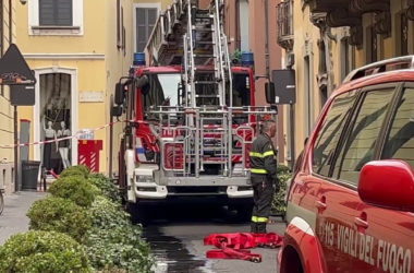 Incendio in centro a Milano, ferito Tomaso Bracco