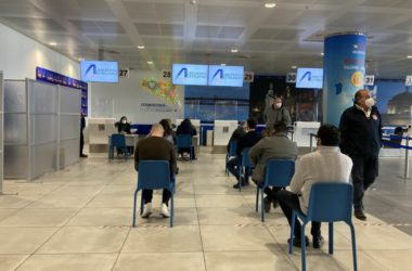 Aeroporto di Palermo, vaccini contro il Covid per i profughi ucraini