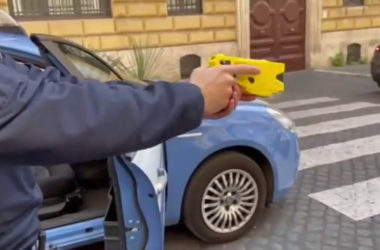 In sette città italiane il taser in dotazione alla Polizia di Stato