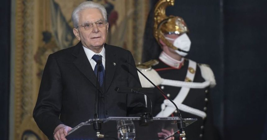 Ucraina, Mattarella “Compattezza per evitare allargamento del conflitto”